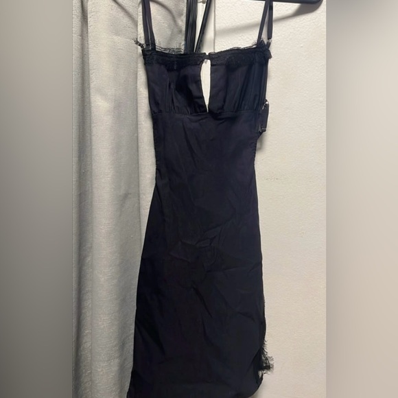 Fashion Nova dress - Picture 4 of 6